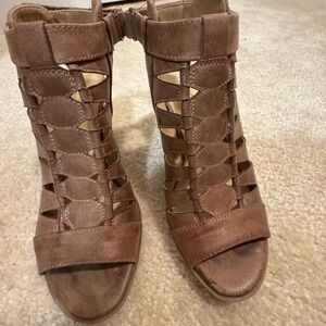 Naturalizer Talan Brown Gladiator Block Heel Sandals 7.5M